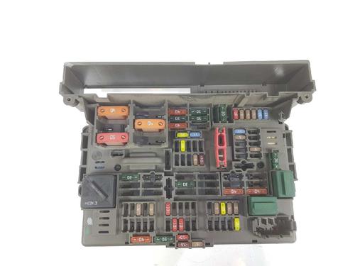 Used Fuse box BMW 1 (E87) 123 d (204 hp) 6956559