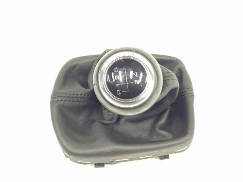 Used Shift knob AUDI A1 (8X1, 8XK) 1.6 TDI (90 hp) 22994782