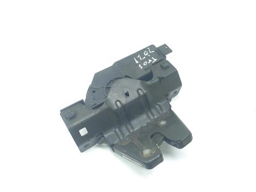 Used Tailgate lock BMW 3 (E46) 320 d (150 hp) 17171097