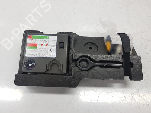 Used Jack Kit HYUNDAI i20 II (GB, IB) 1.2 (84 hp) 15543773