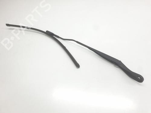 Vindspejlsviskerarm DACIA SANDERO III 1.0 TCe 100 ECO-G (101 hp) 32364403