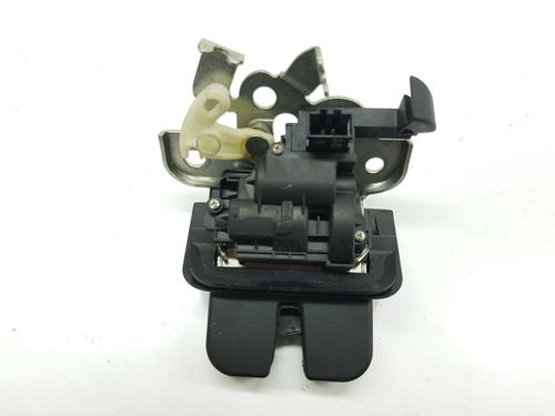 Bagklap lås AUDI A3 Sportback (8PA) 1.6 TDI (105 hp) 32342434