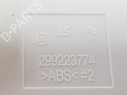Left front window switch HYUNDAI i20 III (BC3, BI3) 1.0 T-GDI hybrid 48V | BP32781233I27 - Image 3