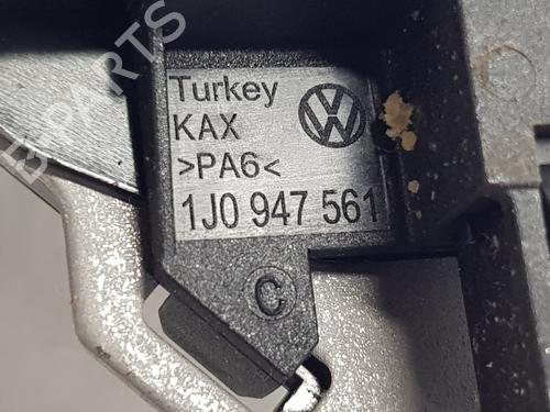 Hand brake SEAT ARONA (KJ7, KJP) 1.5 TSI | BP27880441I18