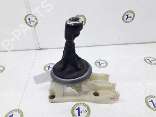 Used Gear lever HYUNDAI i20 I (PB, PBT) 1.4 (101 hp) 7420484