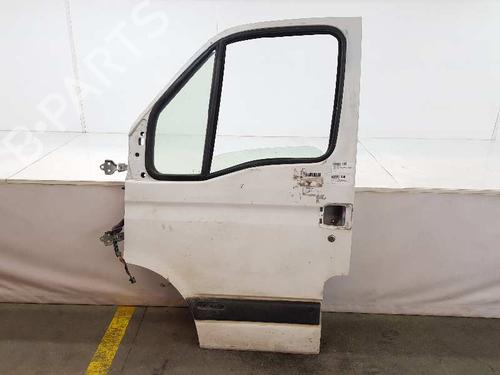 Used Left front door RENAULT MASTER II Van (FD) 2.5 dCi (120 hp) 3422343