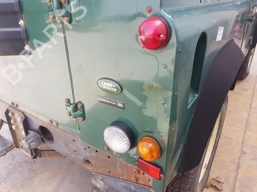 Right taillight LAND ROVER DEFENDER Cabrio (L316) 2.5 Td5 4x4 (L316) | BP10380929C35 