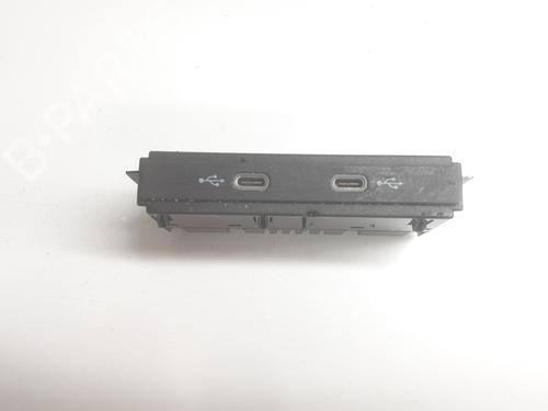 Used Electronic module Electronic module MAN TGE Van 2.0 TDI (01V, 03V, 36V, UYB, UYC, UYD) (140 hp) 34723130 34723130