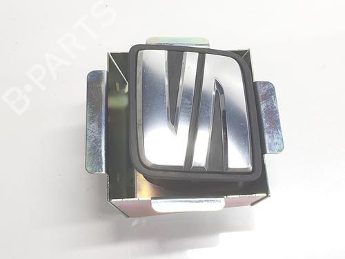 Tailgate handle SEAT IBIZA V (KJ1, KJG) 1.0 MPi | BP28412487C132 