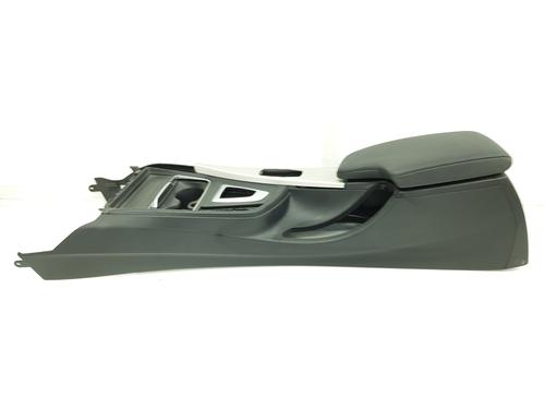 Used Armrest / Center console BMW 4 Gran Coupe (F36) 420 i (184 hp) 17002772