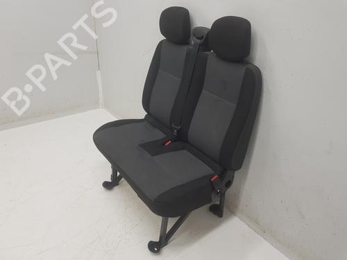 Right front seat RENAULT MASTER III Van (FV) 2.3 dCi 130 FWD (FV0M, FV0Y, FV0J, FV02, FV03) | BP32517996C16