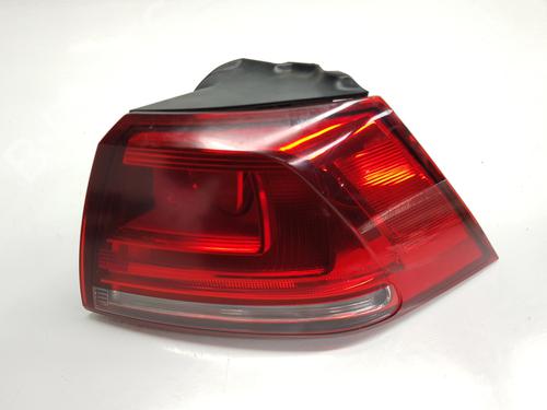 Used Right taillight VW GOLF VII (5G1, BQ1, BE1, BE2) 1.6 TDI (105 hp) 21843421