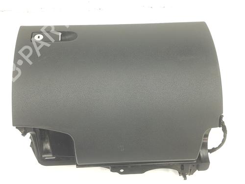 Used Glove box MERCEDES-BENZ C-CLASS (W204) C 220 CDI (204.002) (170 hp) 14995019