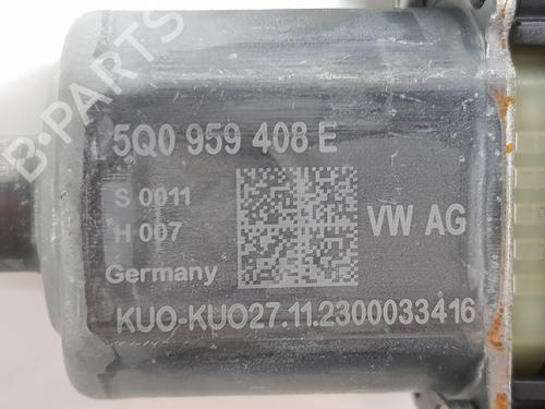 Rudehejsemotor bagstkærm højre SEAT ATECA (KH7, KHP)  | BP27880617E22 