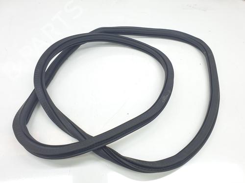 Used Rubber door seal CUPRA LEON Sportstourer (KL8, KU8, KUD) 2.0 TSI 4Drive (310 hp) 18037952