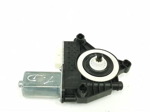 Rudehejsemotor bagstkærm højre BMW 1 (F40) M 135 i xDrive (306 hp) 16863222