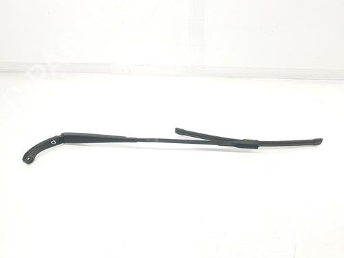 Used Front windshield wiper arm AUDI A3 Sportback (8VA, 8VF) 1.6 TDI (115 hp) 15423268
