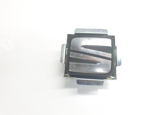 Used Tailgate handle SEAT IBIZA V (KJ1, KJG) [2017-2025]  28112151