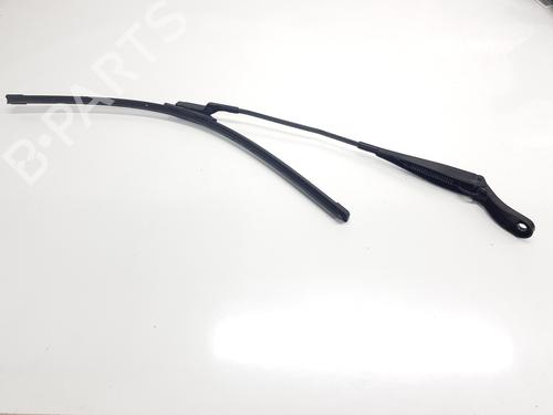 Used Front windshield wiper arm PEUGEOT 208 I (CA_, CC_) 1.0 VTi (68 hp) 20983553