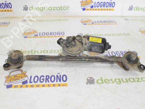 Used Front wiper motor HYUNDAI ACCENT III Saloon (MC) 1.4 GL (97 hp) 1362555