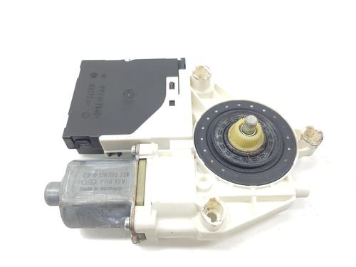 Left front window motor VW GOLF PLUS V (5M1, 521) 2.0 TDI 16V | BP15214412E21 