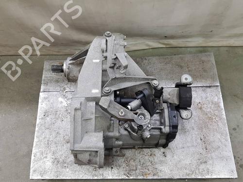 Used Gearbox Gearbox VW TRANSPORTER T6 Van (SGA, SGH, SHA, SHH) 2.0 TDI (140 hp) 39993547 39993547