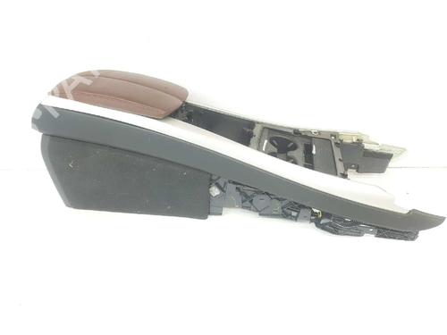 Armrest / Center console BMW X5 (E70) xDrive 30 d (245 hp) 7227404