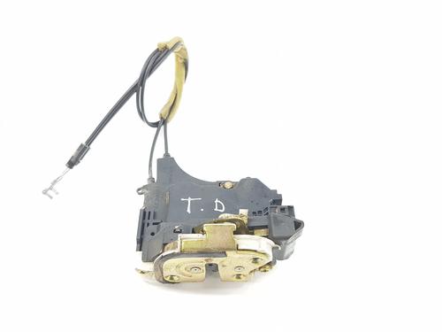 Serrure arrière droite MITSUBISHI GRANDIS (NA_W) 2.0 DI-D (NA8W) (136 hp) 18904882