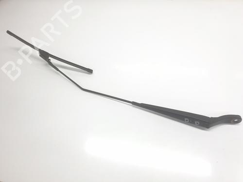 Used Front windshield wiper arm PEUGEOT 208 I (CA_, CC_) 1.2 VTI 82 (82 hp) 30891065