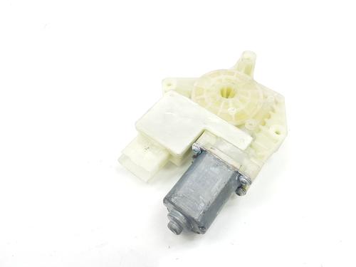 Right front window motor PEUGEOT 308 II (LB_, LP_, LW_, LH_, L3_) 1.6 HDi 100 | BP18904224E20 