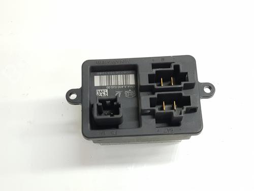 Used Heater resistor FIAT 500L (351_, 352_) 1.6 D Multijet (199LYE1B) (120 hp) 26660471