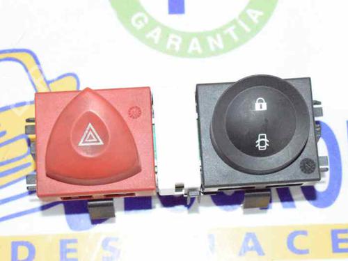 Used Warning switch RENAULT MEGANE II (BM0/1_, CM0/1_) 1.5 dCi (BM0F, BM0T, BM2B, CM0F, CM0T) (82 hp) 13098296