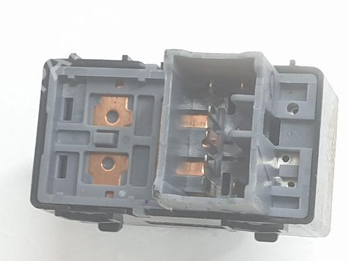 Right rear window switch HYUNDAI i20 III (BC3, BI3) 1.0 T-GDI | BP34267600I28 - Image 3