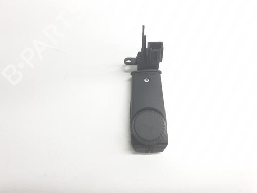 Steering wheel controls RENAULT TRAFIC III Van (FG_)  | BP32112437E15 