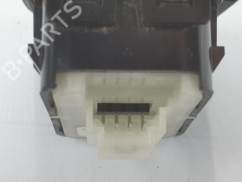 Right front window switch MERCEDES-BENZ C-CLASS (W205) C 220 BlueTEC / d (205.002, 205.004) | BP6303743I26 