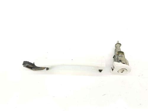 front-right-exterior-door-handle-skoda-octavia-ii-1z3-19-tdi-3b0837207g-3b0837207ggru-2004-2005-2006-2007-2008-2009-2010-2011-2012-2013-6909850 main image