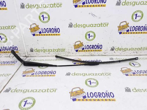 Used Front windshield wiper arm VW CRAFTER 30-50 Van (2E_) 2.5 TDI (136 hp) 3664181