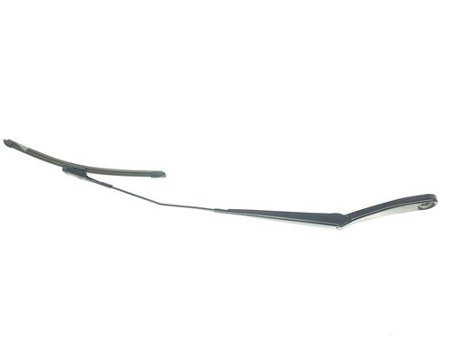 Used Front windshield wiper arm BMW X1 (F48) xDrive 18 d (150 hp) 20215100