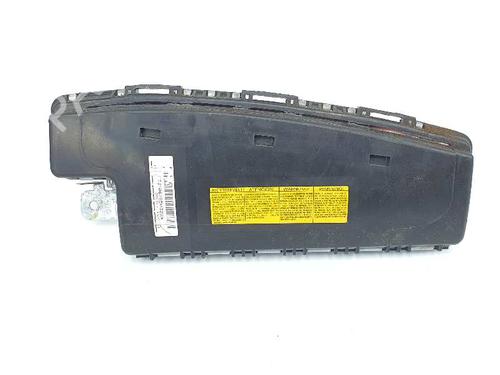 Used Electronic module RENAULT CLIO III (BR0/1, CR0/1) 1.5 dCi (C/BR0G, C/BR1G) (68 hp) 8180182