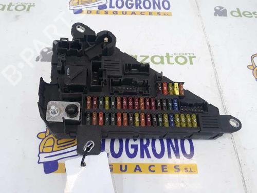 Used Fuse box BMW 5 (E60) 520 d (163 hp) 1571882