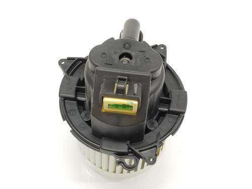 Heater blower motor DACIA SANDERO II 1.5 Blue dCi 95 (B8JL) | BP14086963M62 