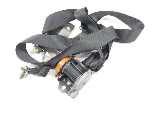 Used Rear center seatbelt NISSAN NAVARA NP300 Pickup (D23, D23T) 2.3 dCi 4x4 (D231, D23T) (190 hp) 14471076