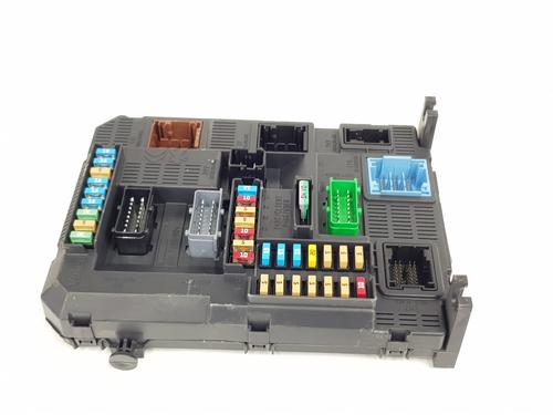 Used Fuse box PEUGEOT 308 II (LB_, LP_, LW_, LH_, L3_) [2013-2021]  29011041