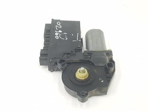 Right rear window motor VW TOUAREG (7LA, 7L6, 7L7) 2.5 R5 TDI | BP18918292E22 