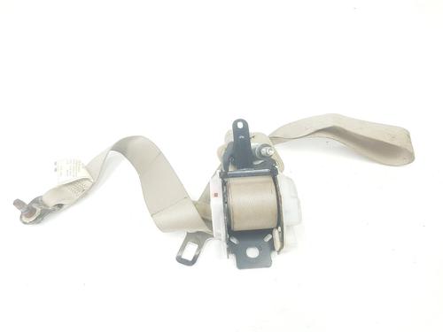 Used Rear left seatbelt TOYOTA LAND CRUISER PRADO (_J12_) 3.0 D-4D (KDJ120, KDJ125) (163 hp) 17187814