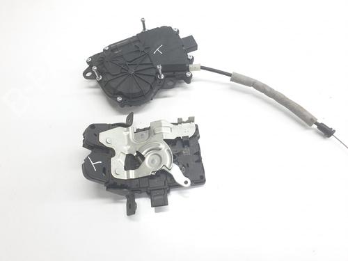 Used Tailgate lock LAND ROVER RANGE ROVER VELAR (L560) [2017-2025]  28964870