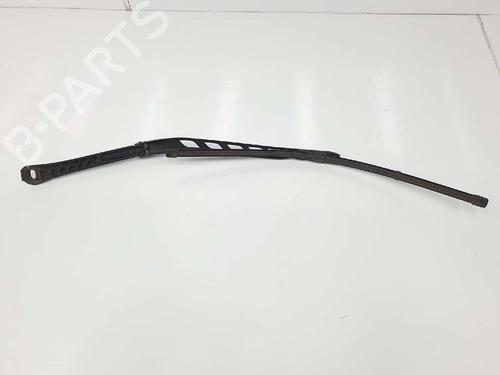 Used Front windshield wiper arm BMW 5 (E60) 530 d (218 hp) 5852081