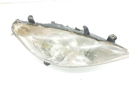 Right headlight PEUGEOT 307 (3A/C) 1.6 16V (109 hp) 6888247