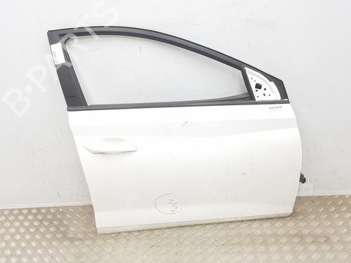 Used Right front door Right front door 37693994 37693994