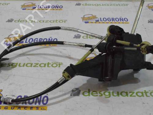Used Gear lever FORD FOCUS III 1.0 EcoBoost (125 hp) 7419912
